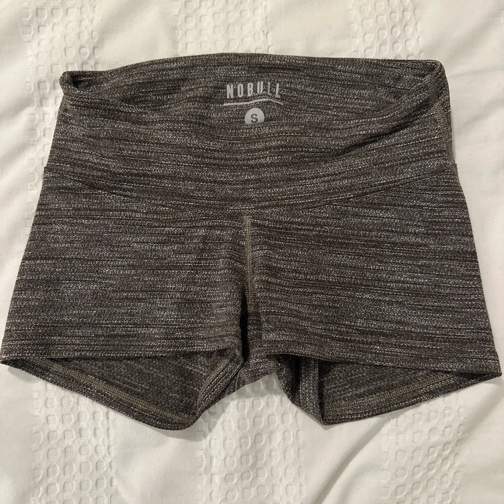 NOBULL Women’s Small Low Rise Short 2”: Heather Gray